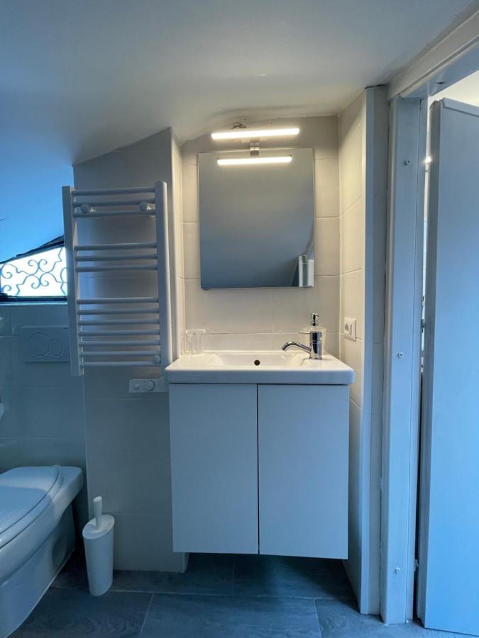 Minu, The Tiny House! Apartment Рим Екстериор снимка
