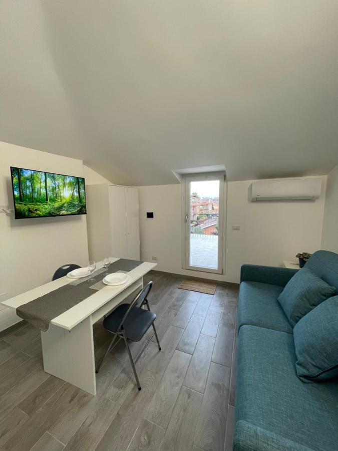 Minu, The Tiny House! Apartment Рим Екстериор снимка