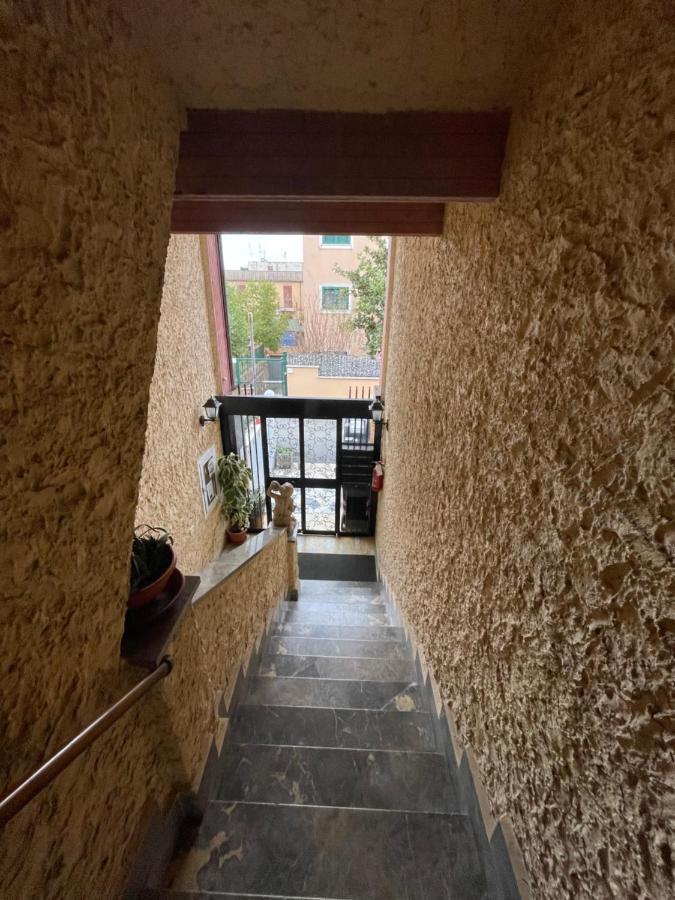 Minu, The Tiny House! Apartment Рим Екстериор снимка